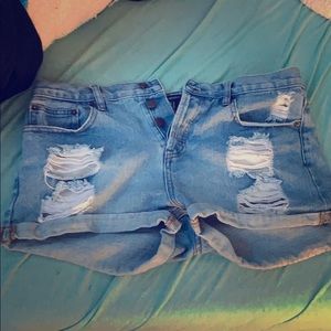 Really nice worn once ripped shorts